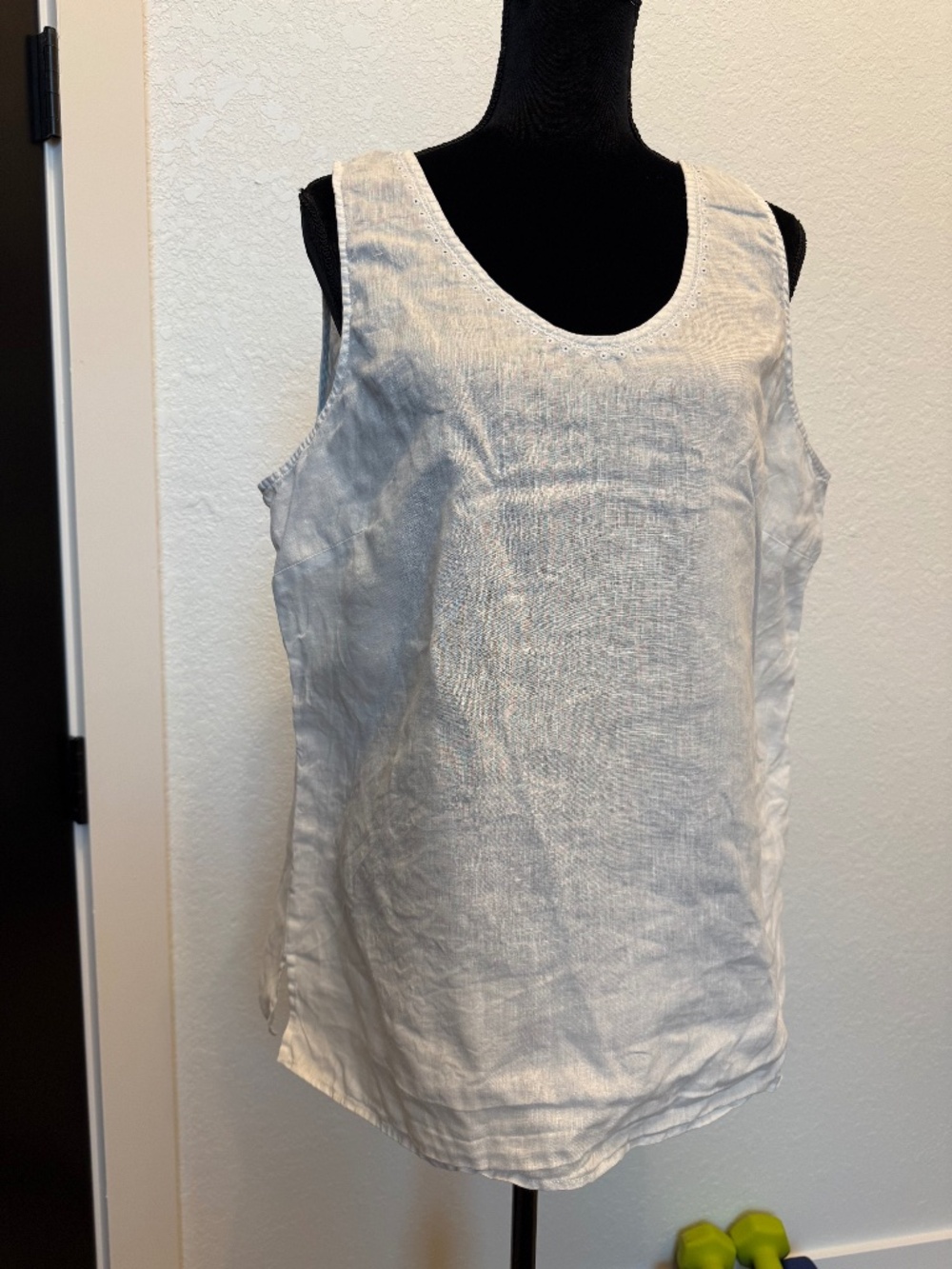 J Jill Linen sleeveless blouse in white - XL